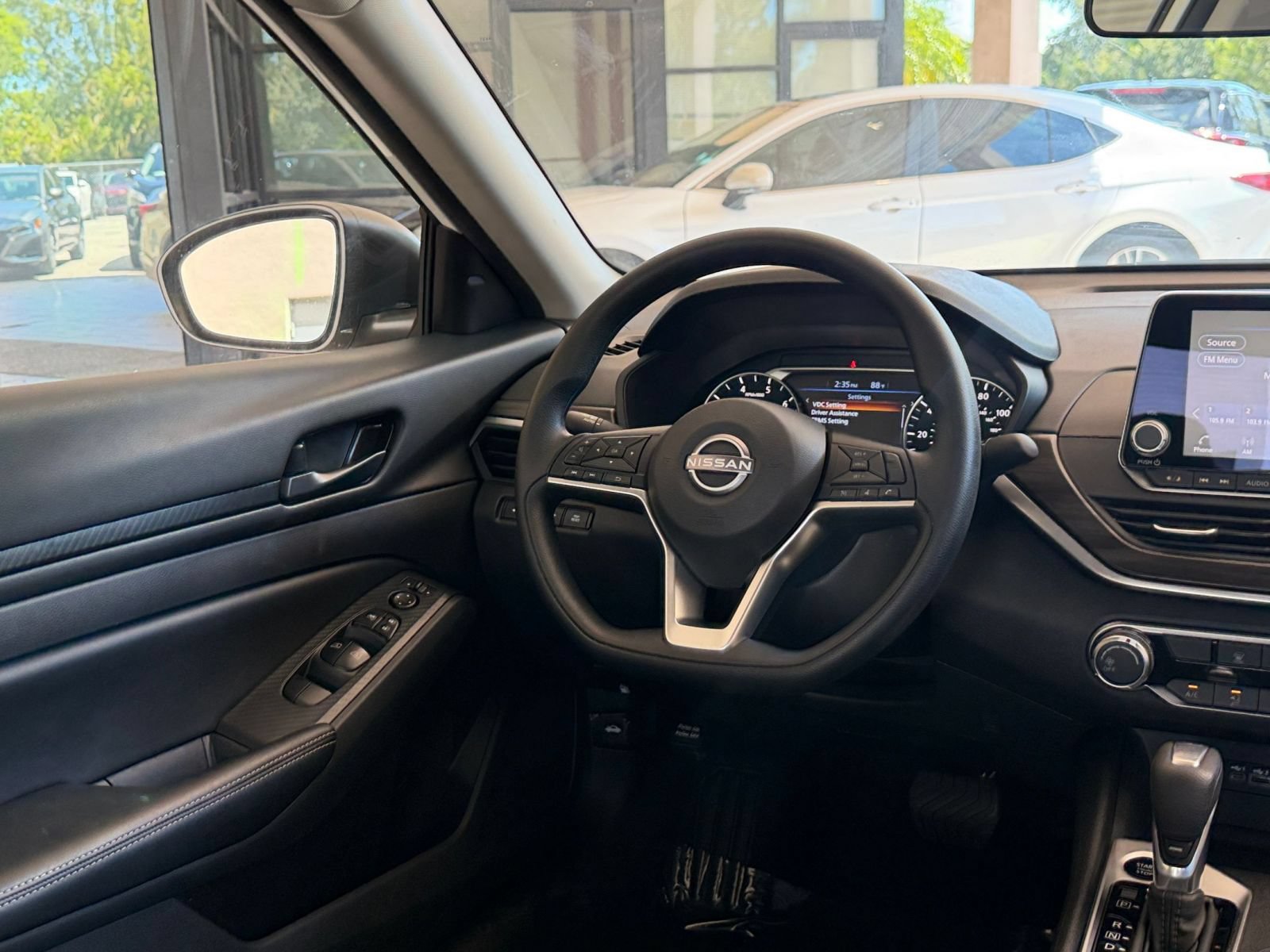 Used 2026 Nissan Altima 2.5 SV FWD image 28