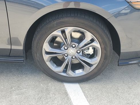 Used 2025 Honda Accord EX-L image 6