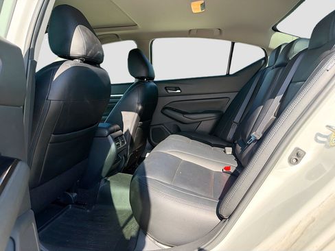 Used 2020 Nissan Altima 2.5 SV FWD image 24