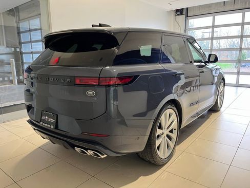 Used 2023 Land Rover Range Rover Sport First Edition AWD/4WD image 9