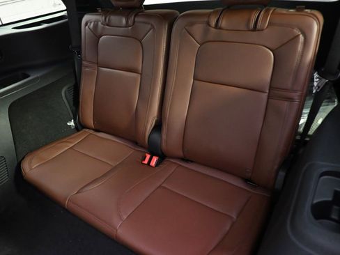 New 2026 Lincoln Aviator Reserve AWD/4WD image 22