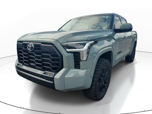 Used 2022 Toyota Tundra SR5 w/ TRD Sport Package AWD/4WD image 3
