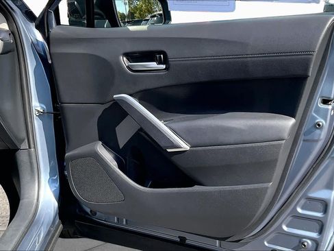 Certified 2023 Toyota Corolla Cross XLE w/ Convenience Package FWD image 22