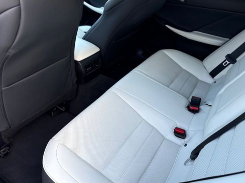 Certified 2022 Lexus IS 350 F Sport image 15