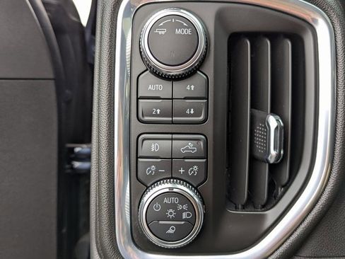 Certified 2022 GMC Sierra 1500 SLT w/ SLT Convenience Package image 19