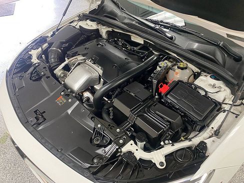 Used 2019 Buick Regal Preferred image 17