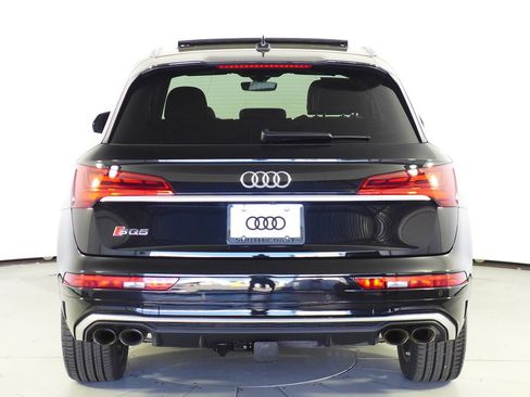 Used 2022 Audi SQ5 Premium Plus w/ Premium Plus Package image 8