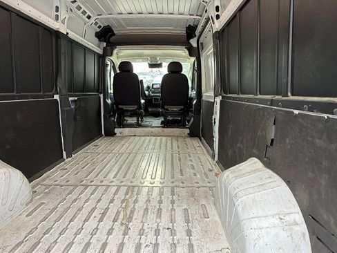 Used 2024 RAM ProMaster 2500 w/ Convenience Group FWD image 13