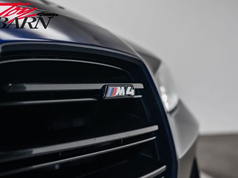 Used 2023 BMW M4 Coupe w/ Executive Package image 10