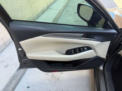 Used 2018 MAZDA MAZDA6 Sport FWD image 13