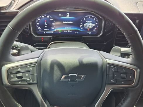 Used 2025 Chevrolet Silverado 1500 RST AWD/4WD image 27