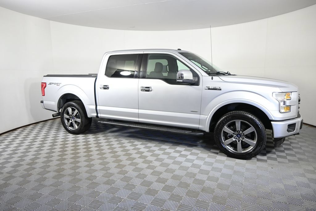 Used 2017 Ford F150 XLT w/ Equipment Group 302A Luxury AWD/4WD image 9