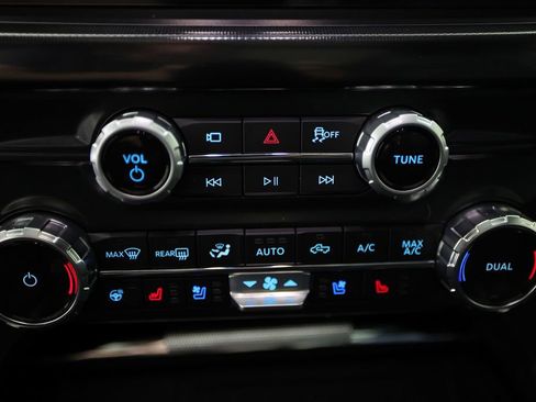 Used 2025 Ford F150 Raptor w/ Equipment Group 803A Raptor R AWD/4WD image 27