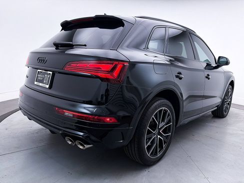 Used 2025 Audi SQ5 Premium Plus AWD/4WD image 16