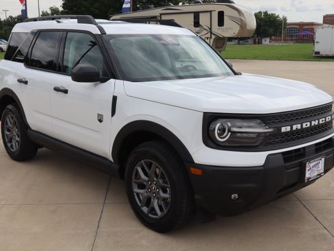 New 2026 Ford Bronco Sport Big Bend w/ Convenience Package AWD/4WD image 3
