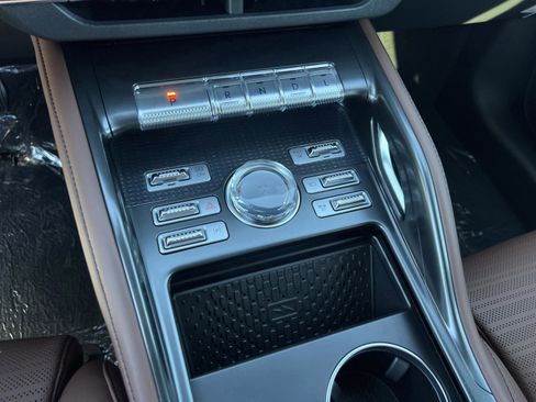 New 2026 Lincoln Nautilus Reserve image 10