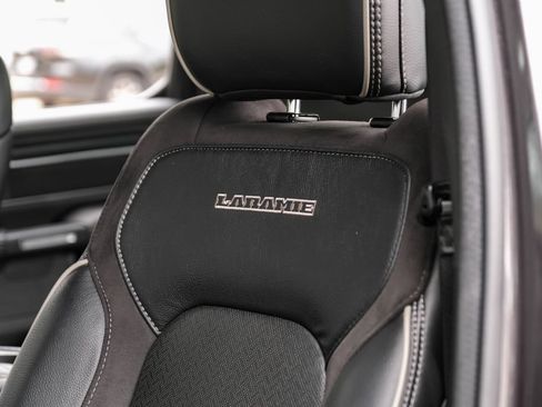 Used 2023 RAM 1500 Laramie AWD/4WD image 47