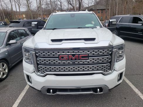 Used 2020 GMC Sierra 3500 Denali w/ Denali Ultimate Package image 2