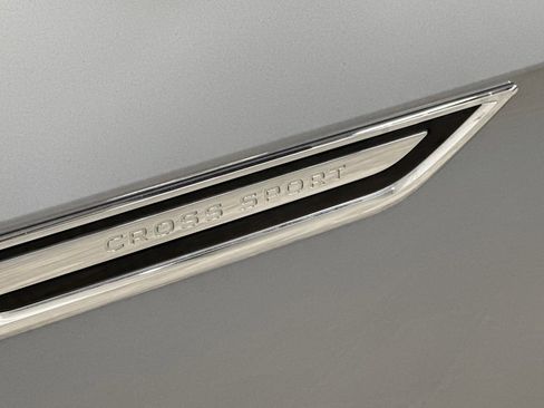 Used 2023 Volkswagen Atlas Cross Sport SEL image 35