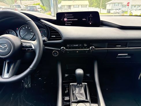 New 2026 MAZDA MAZDA3 2.5 Turbo Sedan w/Premium Plus AWD/4WD image 17