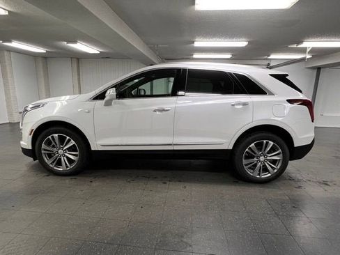 New 2025 Cadillac XT5 Premium Luxury w/ LPO, Floor Liner Package image 2