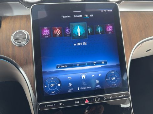 Used 2023 Mercedes-Benz C 300 Sedan image 20