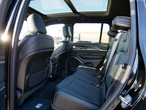 New 2026 Jeep Grand Cherokee Limited Reserve image 8