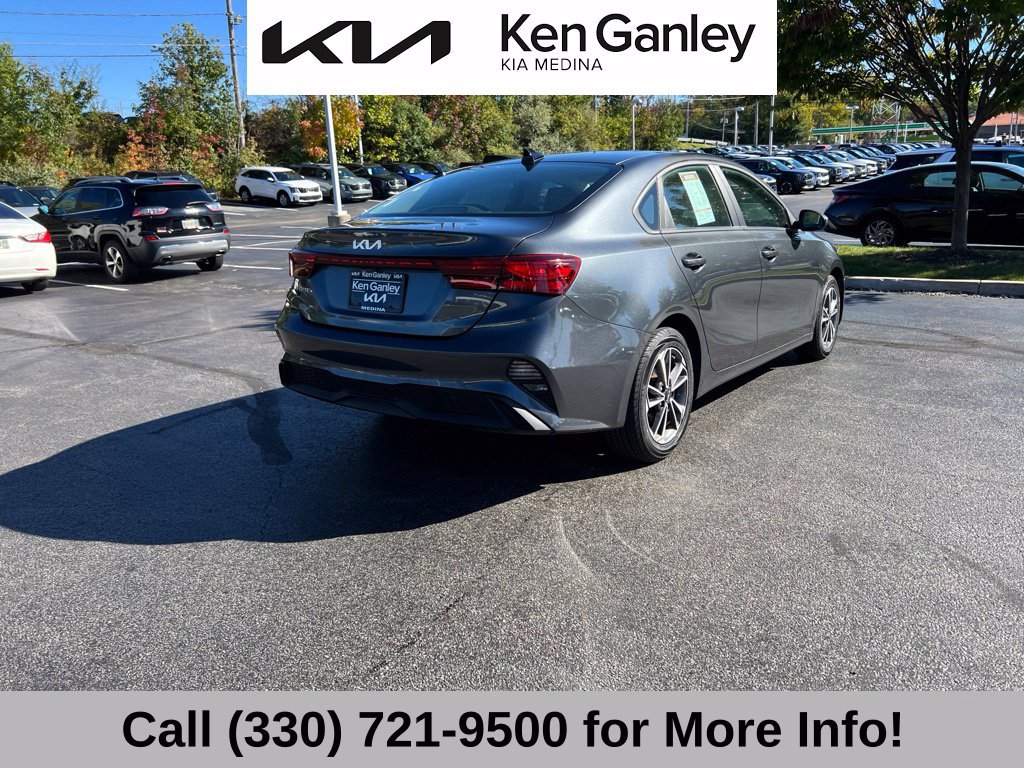 Certified 2022 Kia Forte LXS FWD image 9