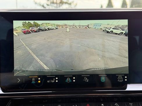 Used 2023 Chevrolet Silverado 1500 ZR2 w/ Technology Package image 42