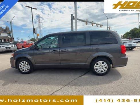 Used 2016 Dodge Grand Caravan SE w/ Quick Order Package 29E SE FWD image 5