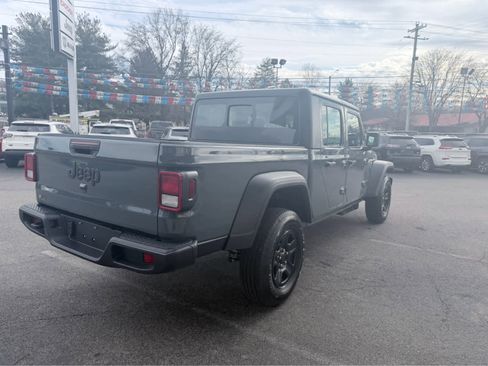 New 2026 Jeep Gladiator Sport image 8