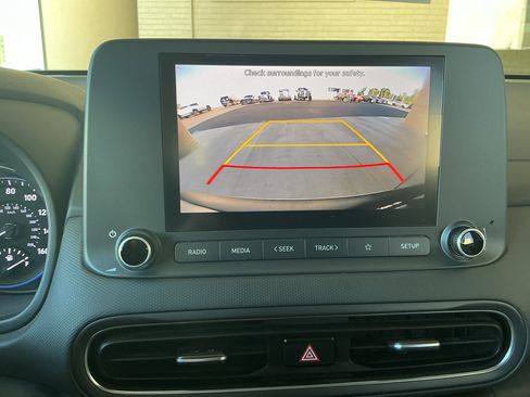 Certified 2023 Hyundai Kona SEL AWD/4WD image 19