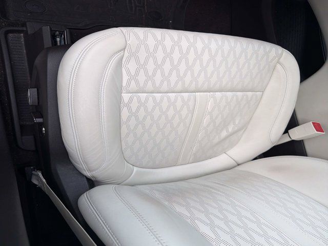 Certified 2022 Lincoln Nautilus Black Label AWD/4WD image 12