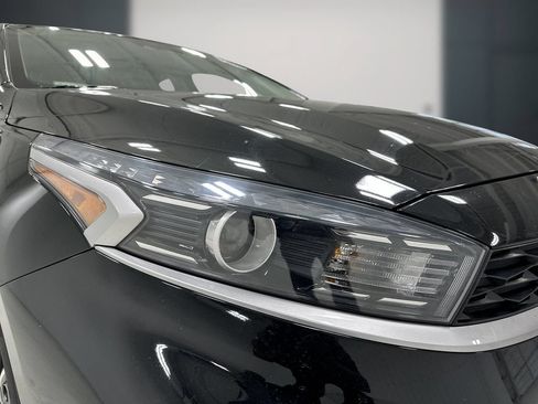 Used 2022 Kia Forte LXS FWD image 11