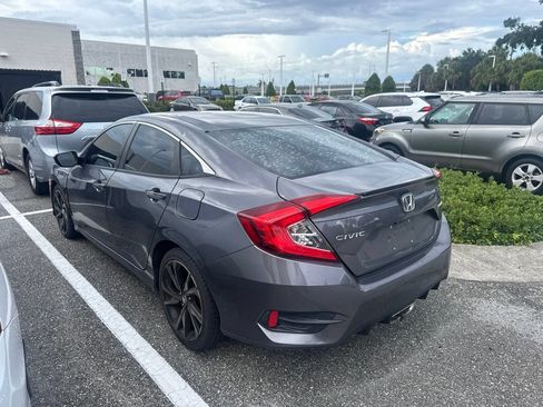 Used 2019 Honda Civic Sport image 2