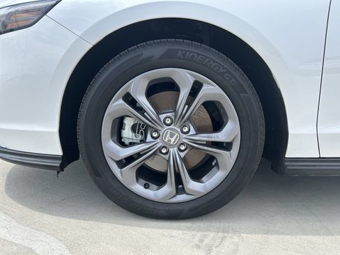 Certified 2025 Honda Accord EX-L image 19