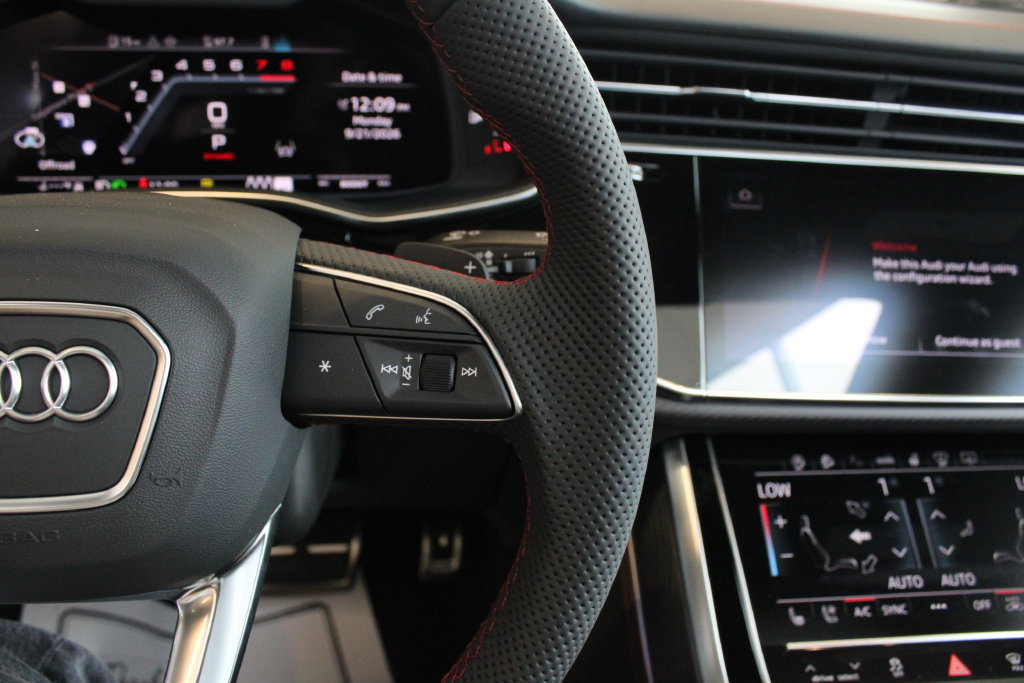 New 2026 Audi SQ8 Prestige AWD/4WD image 13