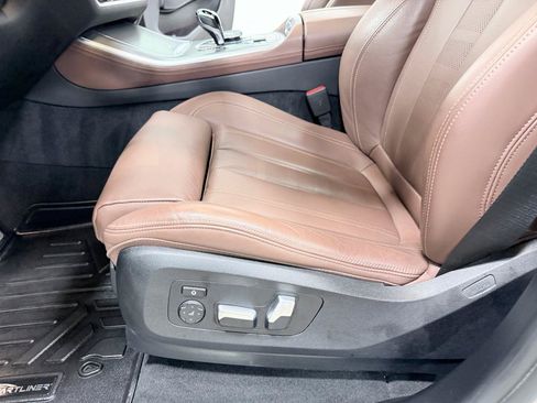 Used 2022 BMW X5 xDrive40i w/ M Sport Package AWD/4WD image 32