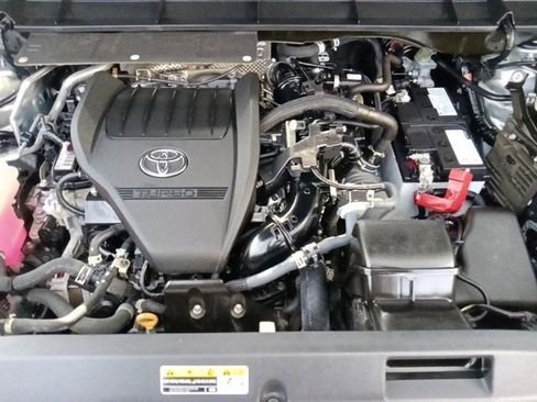 Used 2023 Toyota Highlander L image 37
