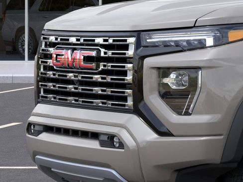New 2026 GMC Canyon Denali AWD/4WD image 37