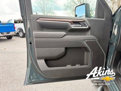 New 2025 Chevrolet Silverado 2500 LT w/ All Star Edition AWD/4WD image 15