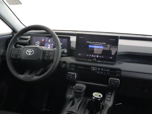 Used 2026 Toyota RAV4 LE AWD/4WD image 2