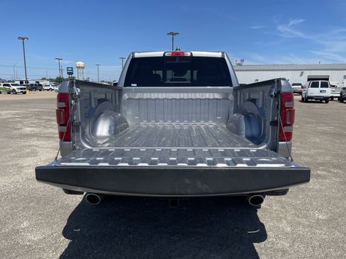 Used 2021 RAM 1500 Laramie w/ Sport Appearance Package AWD/4WD image 14
