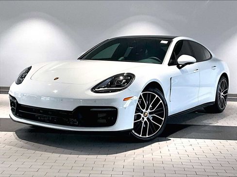 Used 2023 Porsche Panamera Platinum Edition image 1