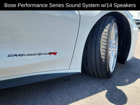 Used 2024 Chevrolet Corvette Stingray Preferred Cpe w/ Body-Color Dual Roof Package RWD image 20