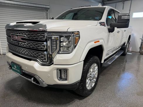 Used 2020 GMC Sierra 2500 Denali w/ Denali Ultimate Package AWD/4WD image 1