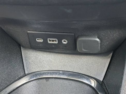 Used 2023 Chevrolet Malibu LT FWD image 29