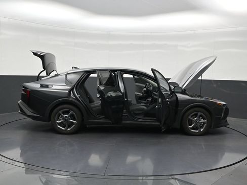 Used 2025 Kia K4 FWD image 33