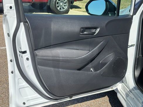 Used 2024 Toyota Corolla LE image 24