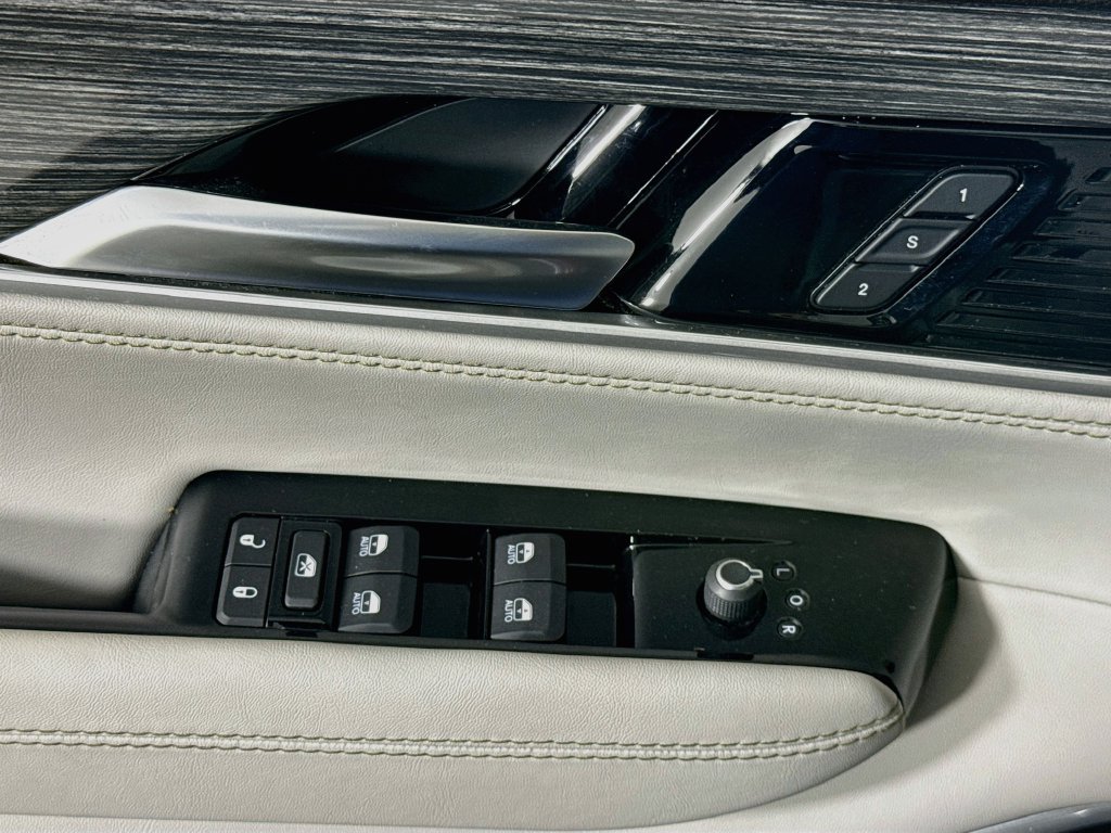 Used 2022 Jeep Wagoneer Series II w/ Premium Group I AWD/4WD image 24